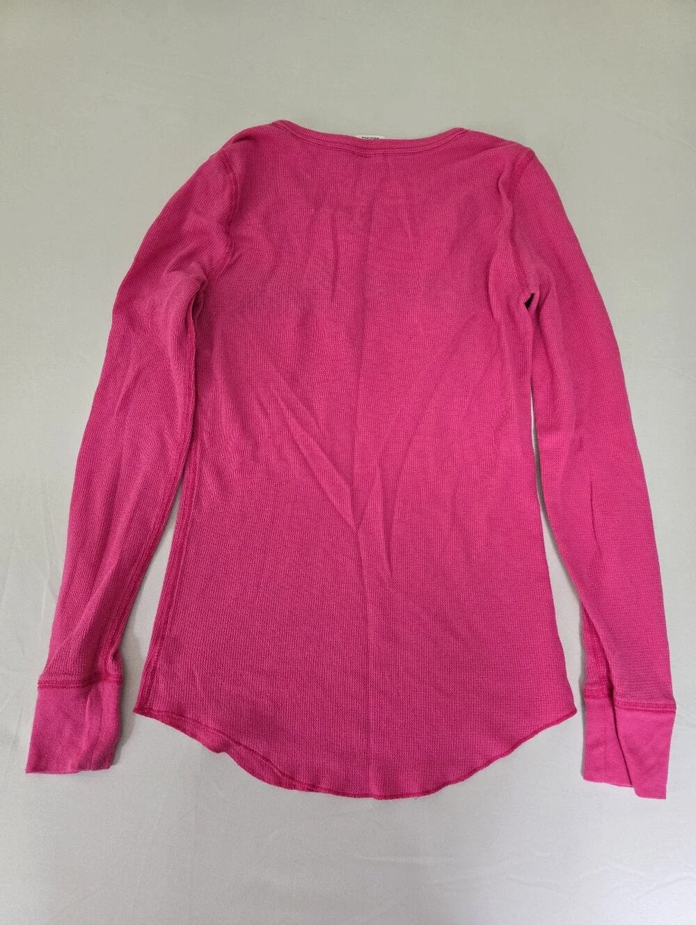 Victoria's Secret LOVE PINK Henley Size Small - Picture 3 of 9